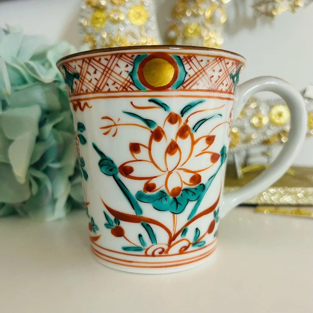 Hand painted Japanese porcelain cup